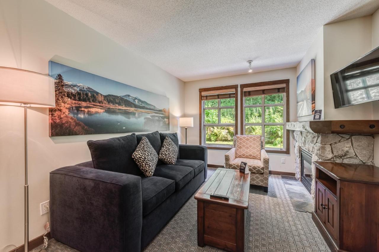 Blackcomb Springs Suites By Clique Whistler Kültér fotó
